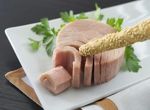 تصویر 3 از کنسرو تن ماهی تاج بانو تازه و باکیفیت